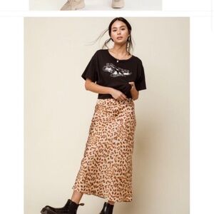 Free People Midi Skirt. Size 4